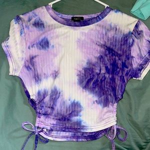 Rue 21 size medium purple tie dye crop top.